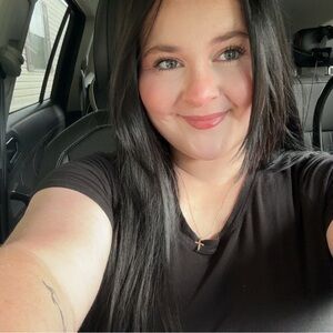 Meet your Posher, Sierra